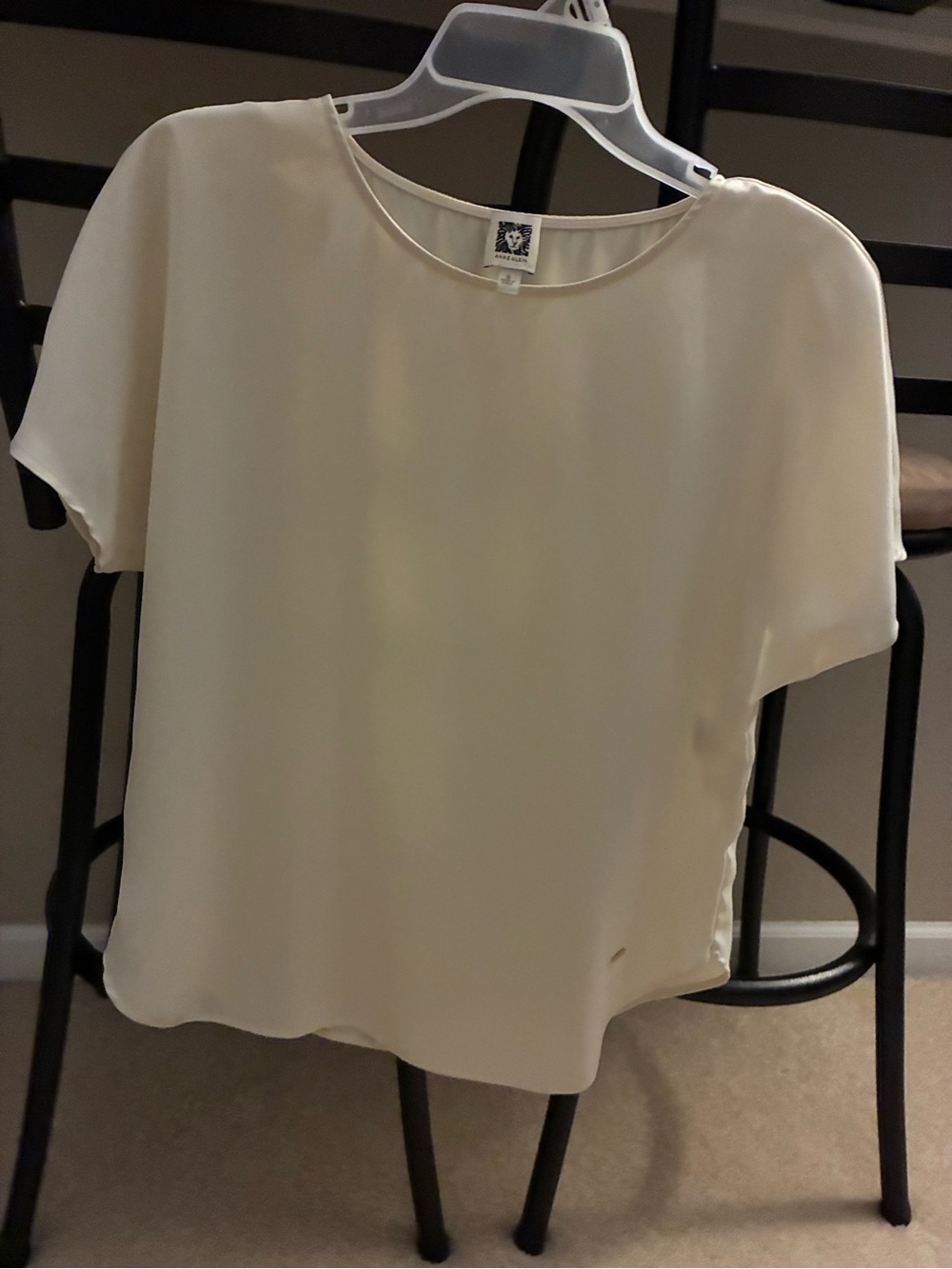 Anne Klein Cream Short-Sleeve Round-Neck Blouse